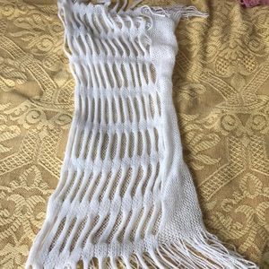 Women’s scarf